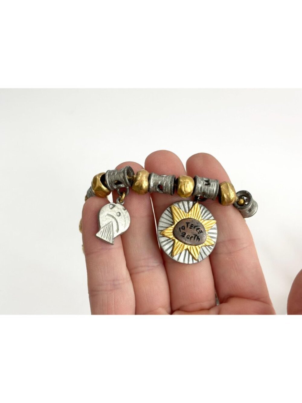 Liz Clairborne Gold & Silver Toned Beaded Terre Earth Medallion Pendant Bracelet - Picture 12 of 16